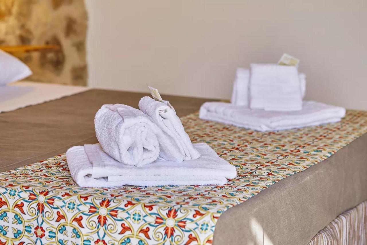 Casale Sammartano Apartments Ummari ภายนอก รูปภาพ